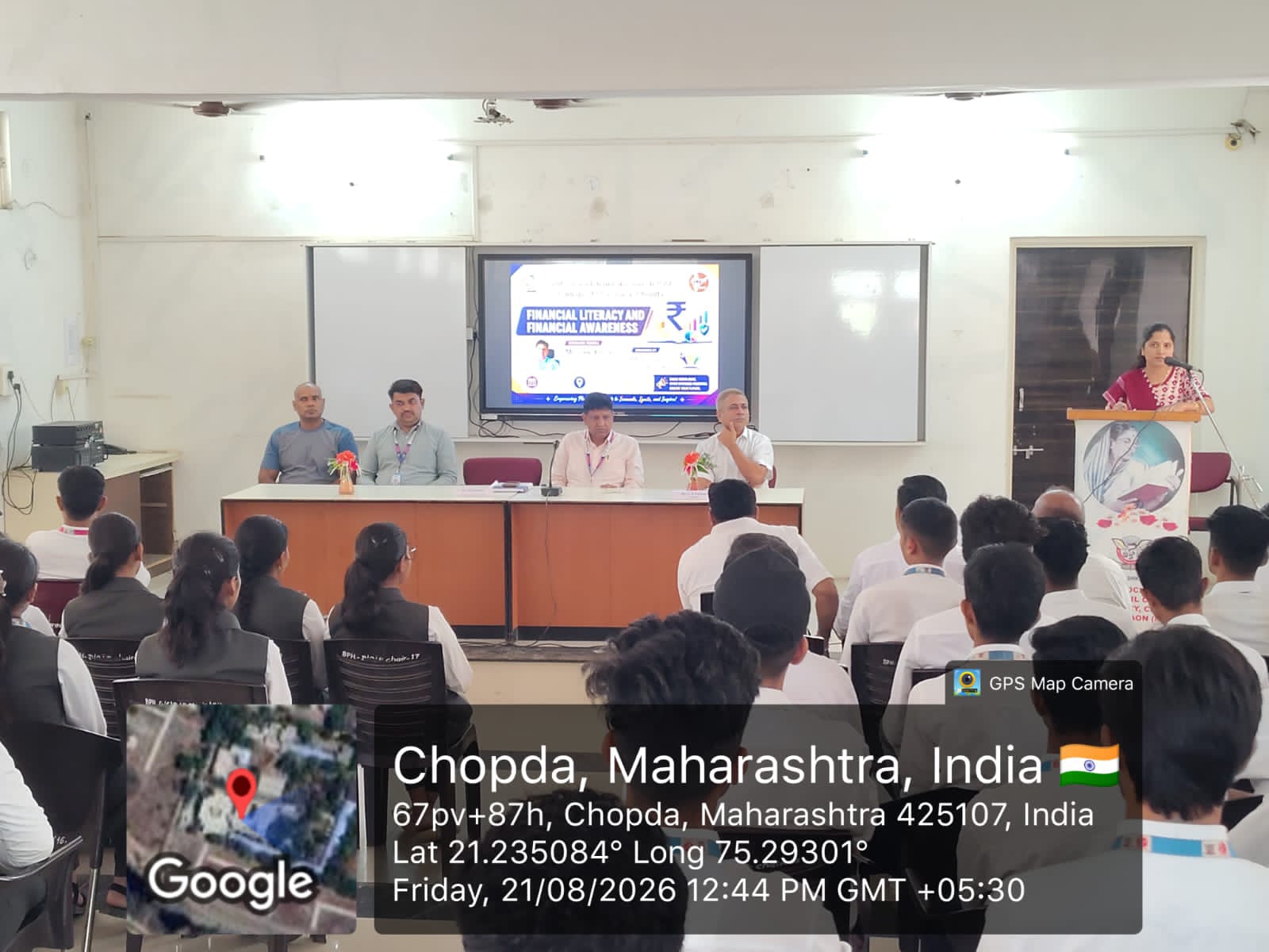 We are delighted to share that the program on “Financial Literacy and Financial Awareness” was successfully organized by MIDAS Touch at Smt. Sharadchandrika Suresh Patil College of Pharmacy, Chopda.